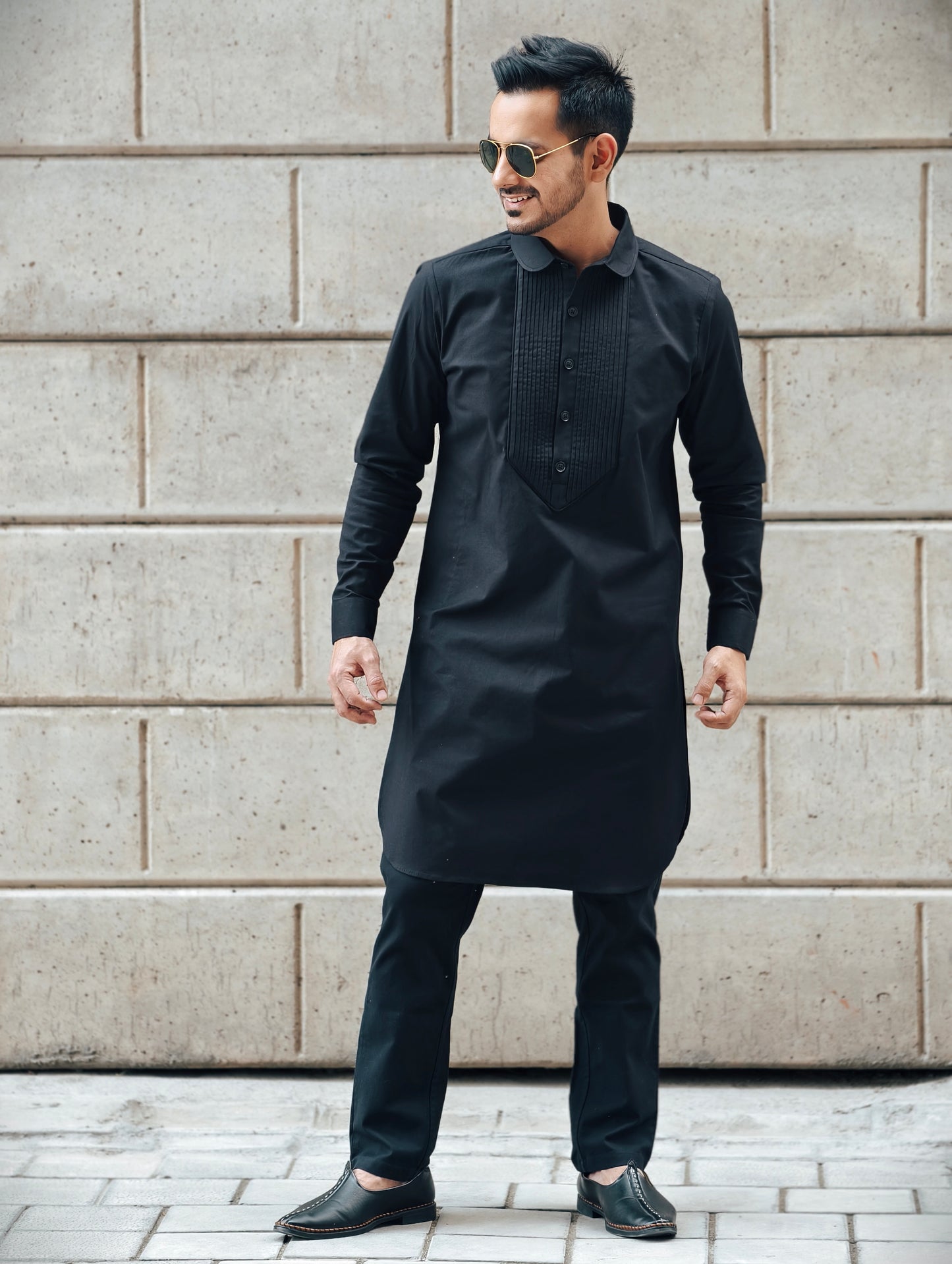 Men’s Classic Black Kurta with Pleated Placket Detailing