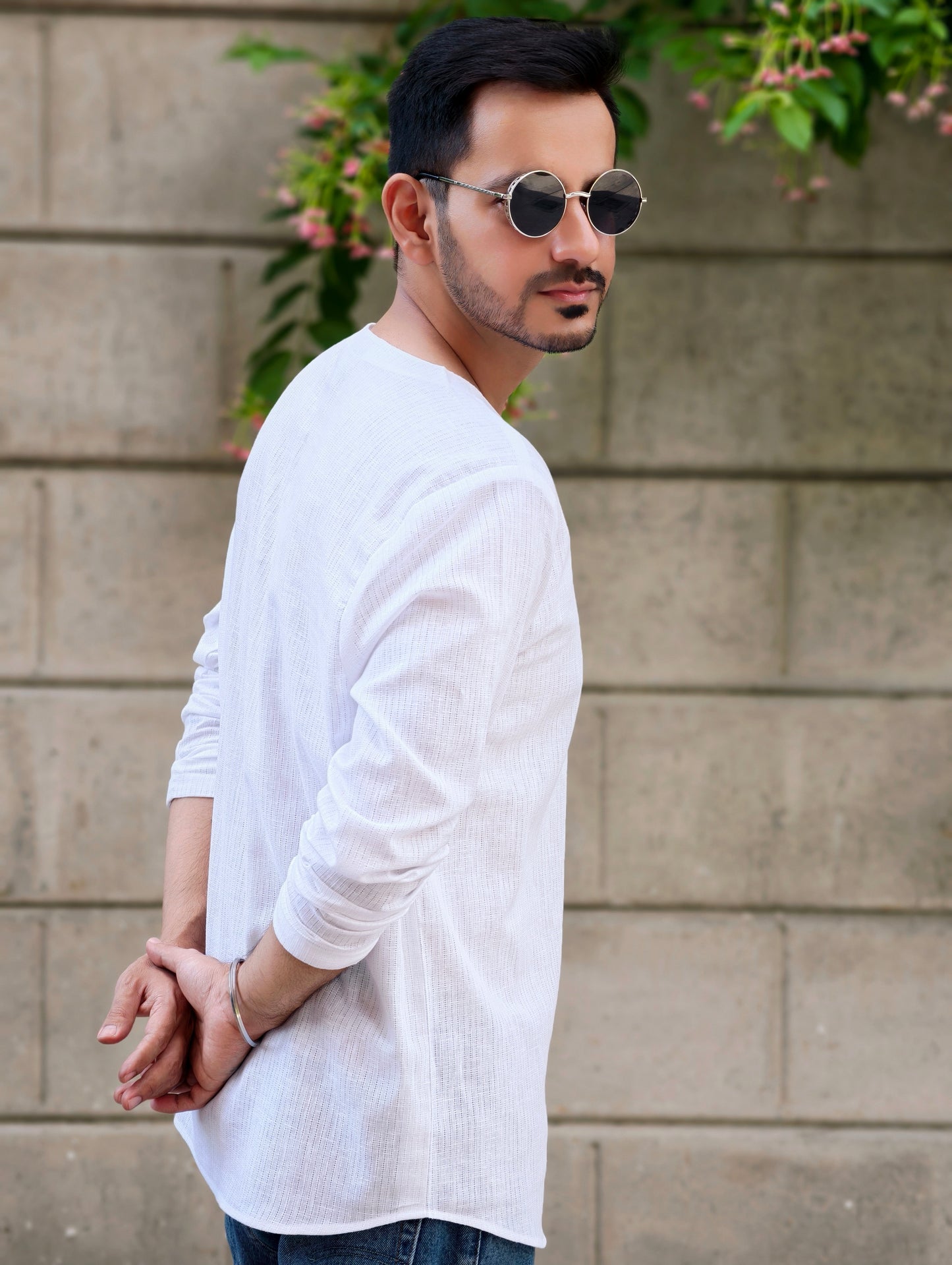 Men’s Casual White Lace-Up Short Cotton Kurta