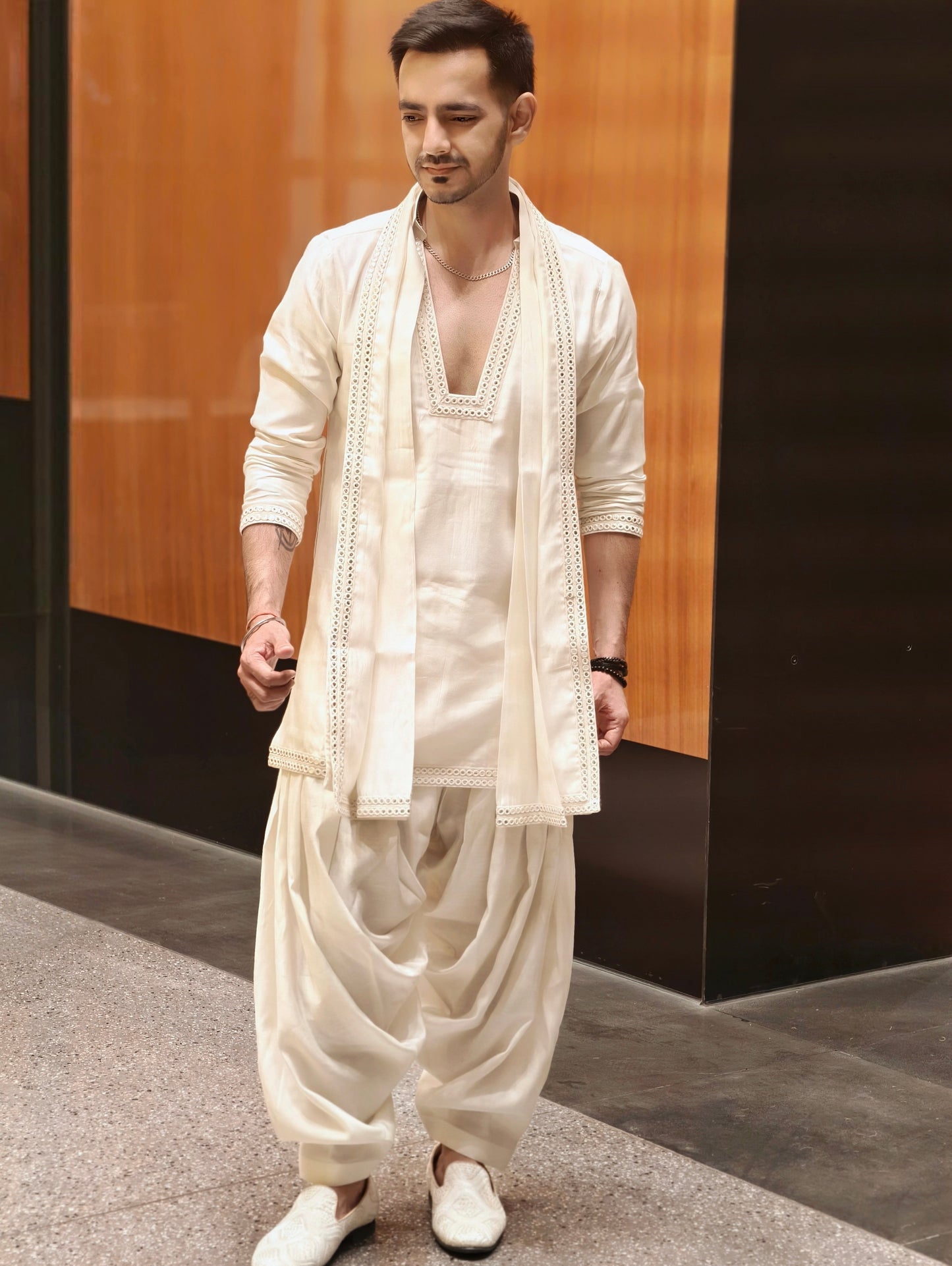 Men’s Ivory Mirror Work Kurta Dhoti & Dupatta Set