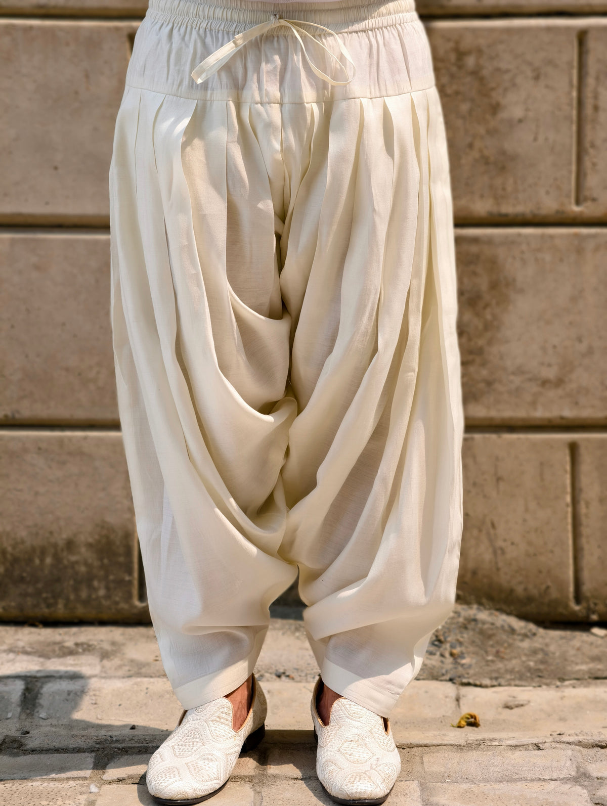 Men’s Off-White Silk Dhoti Salwar